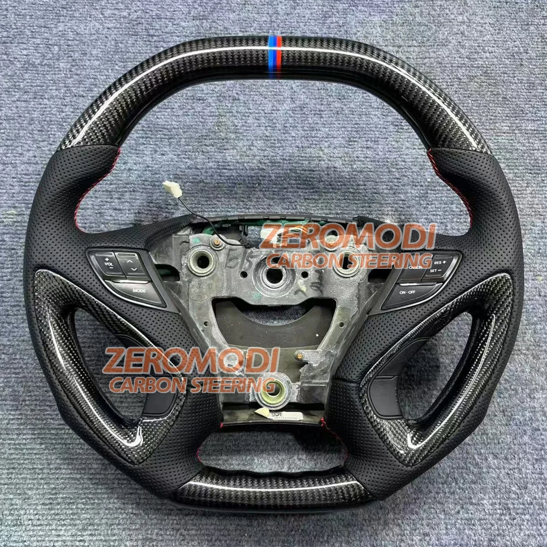 

Для Hyundai Sonata 2011-2014 руль из настоящего углеродного волокна с кожей