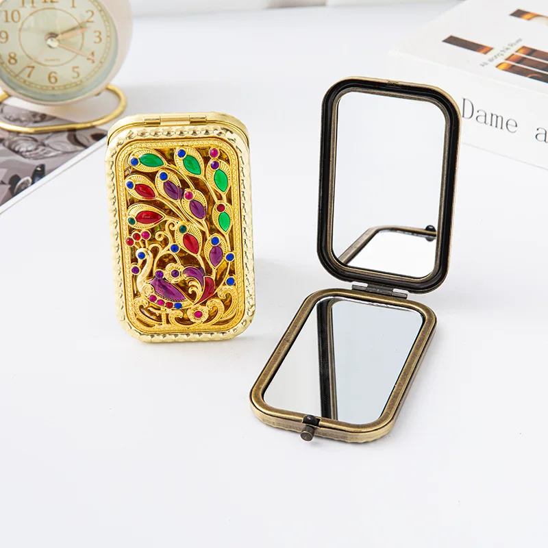 Retro Metal Double Sided Makeup Mirror Portable Folding Pocket Cosmetic Mirror Rectangular Beauty Mirror Women Travel Gift