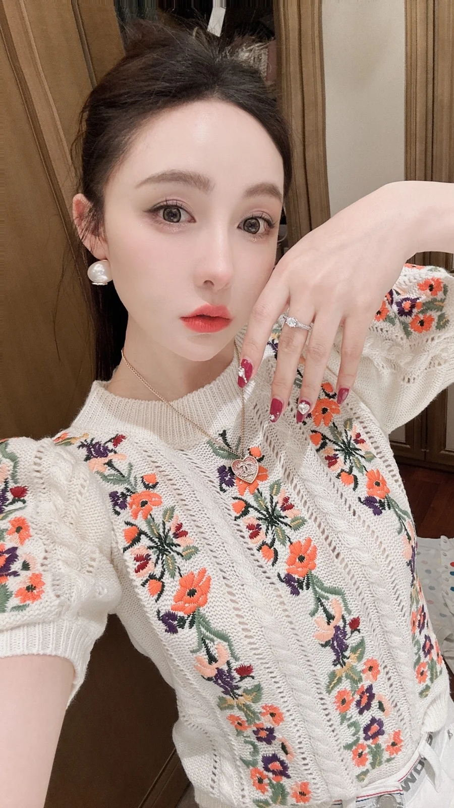 Vintage Elegant Embroidered Knitted Sweater Tshirt Women Summer Puff Sleeve O-neck Tops Pullovers Stylish Fashion Chic Knitwear