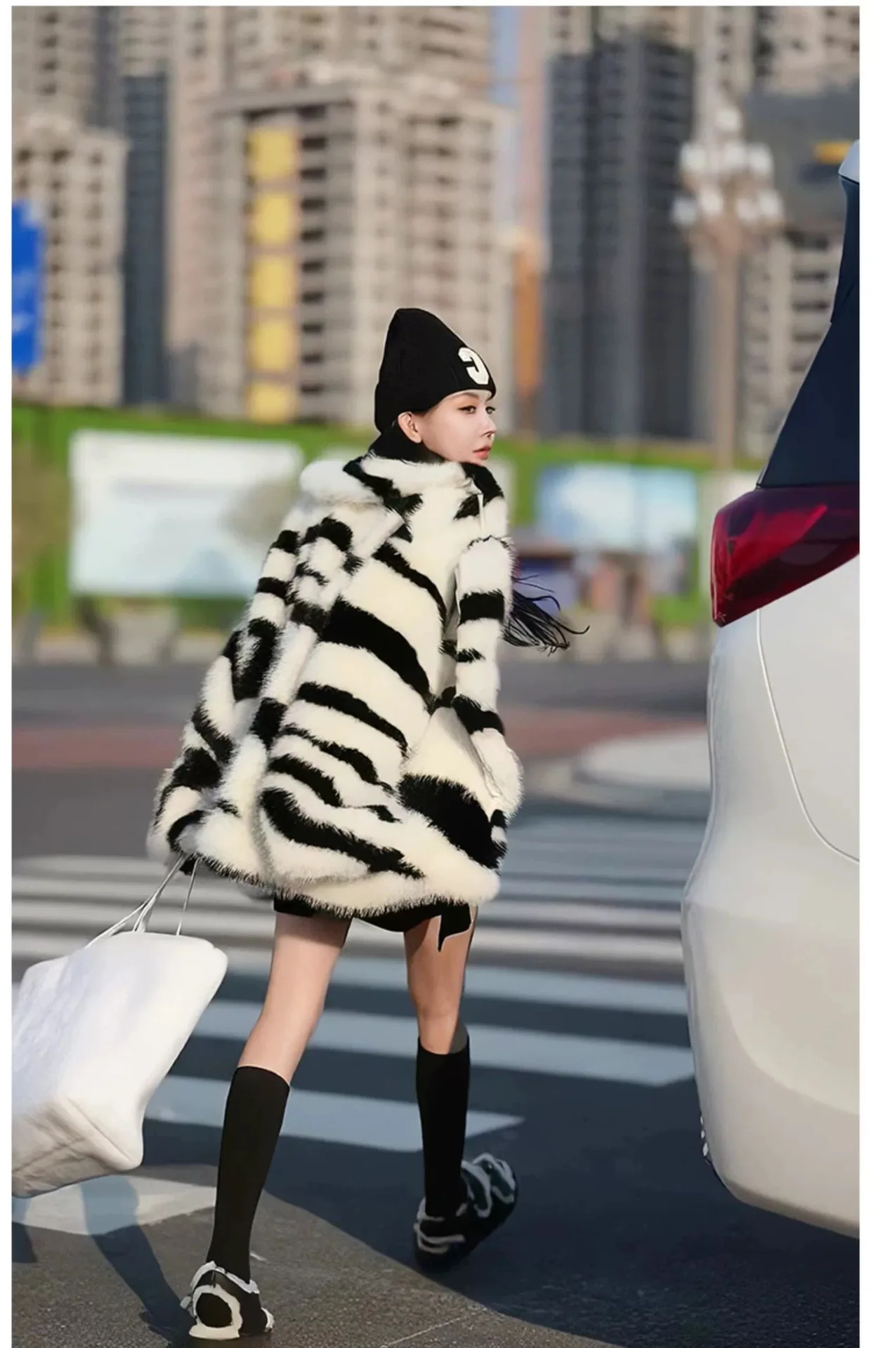 Zebra-Print-Revers, warmes Kunstpelz, Damen-2025, Winter, euroamerikanischer Stil, neue modische, extra dicke, lässige, vielseitige Jacke