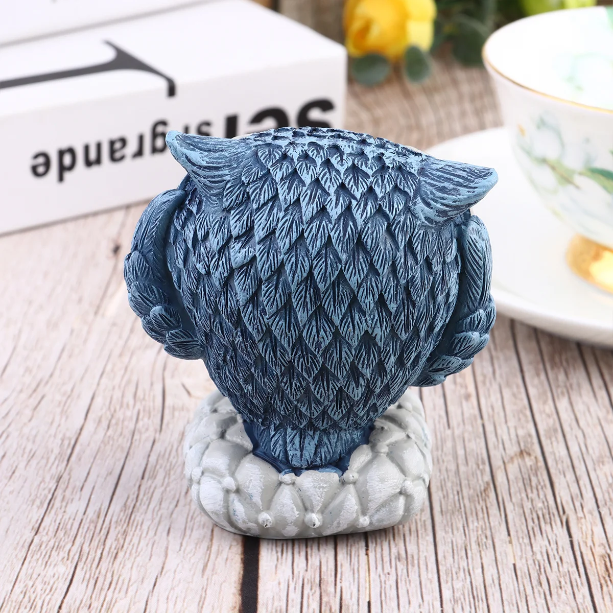 

Premium Owl Crafts Handmade Exquisite Workmanship Home Office Lobby Table Ornament Perfect Gift Friends Colleagues