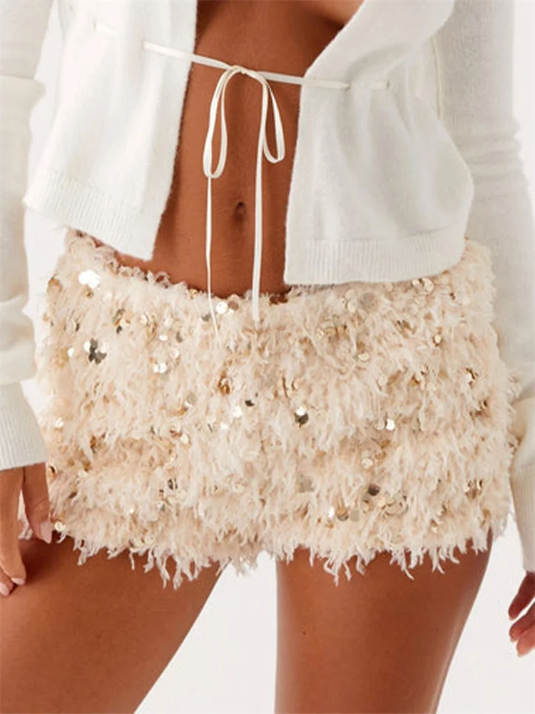 CHRONSTYLE شورت نسائي مثير منخفض الخصر فروي مطرز مرقع سليم صالح شورت صيفي لحفلات النادي ملابس الشارع الشهير 2025 جديد #3