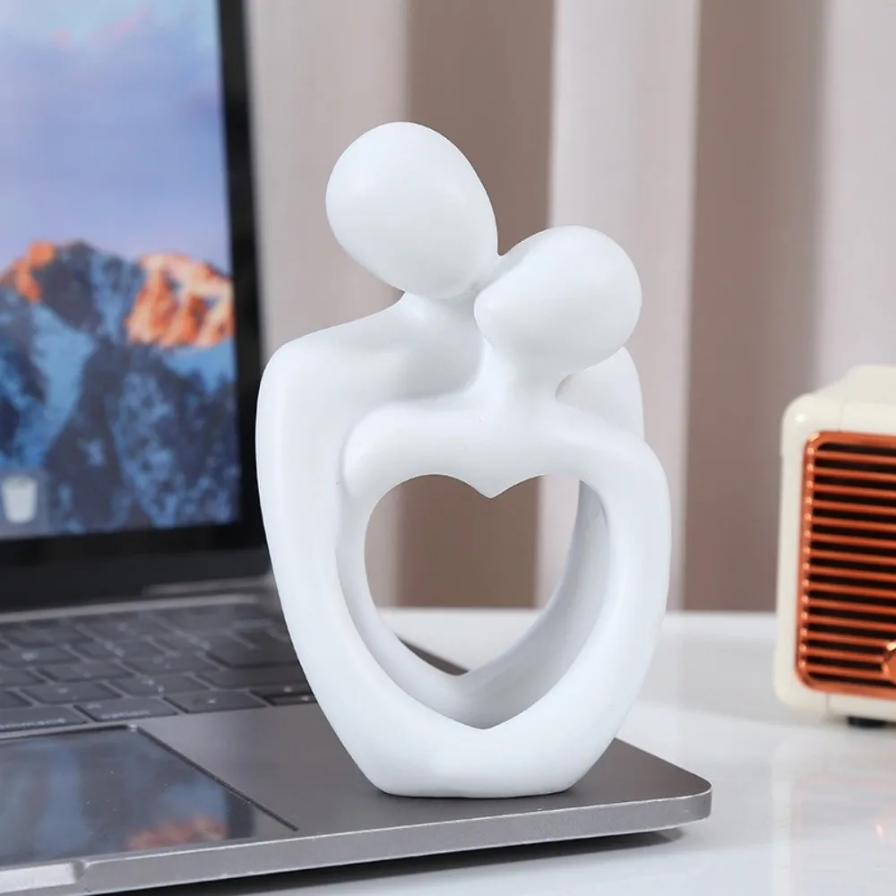 Exquisite Funny Couple Embracing Sculpture Creative Resin Abstract Sculpture Ornaments Gifts Home Ornaments Edge Decoration