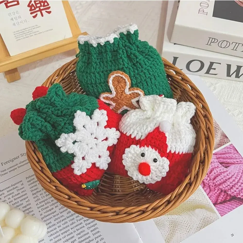 Christmas Gift Knitted Drawstring Bag Handmade Crochet Knitted Candy Biscuit Storage Bag for Kids Guests Xmas Gift Bags 2024