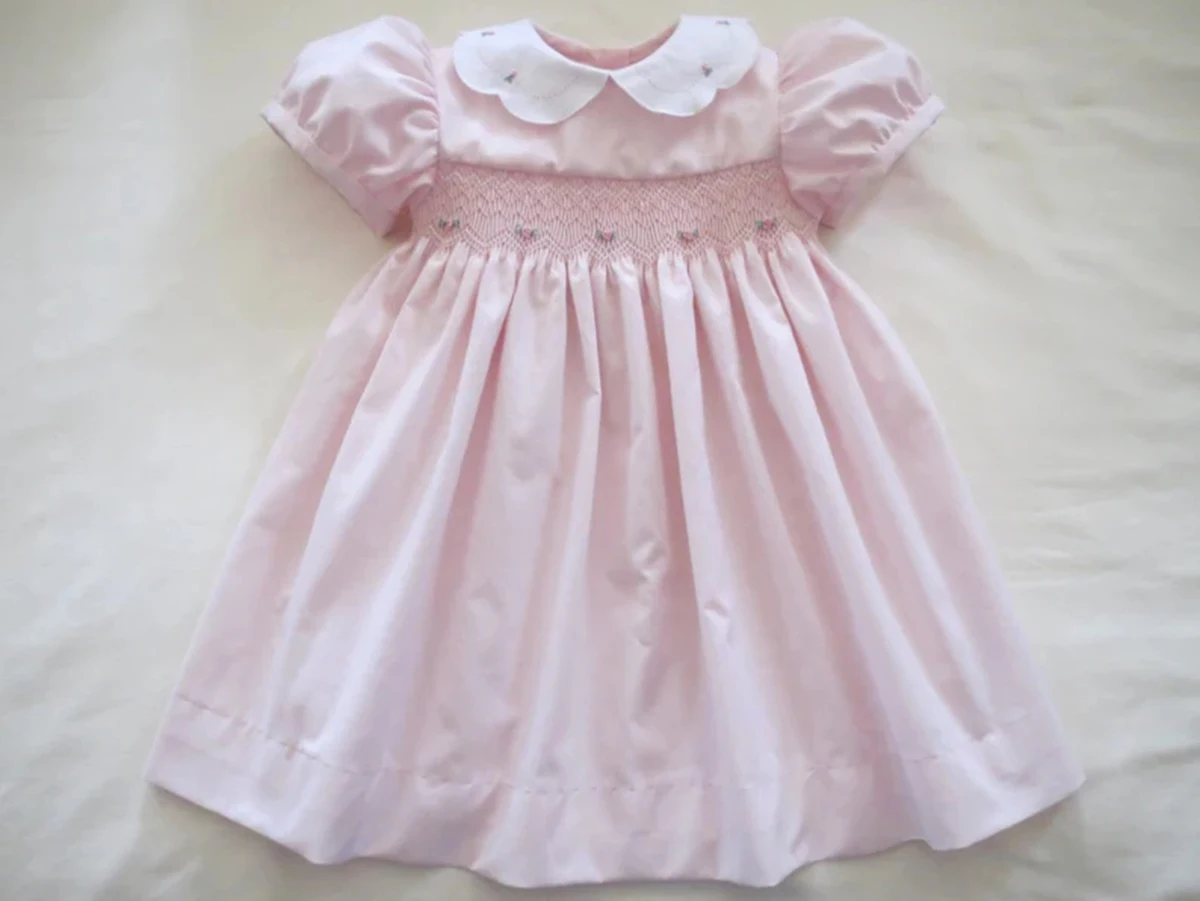 Summer Baby Girl Handmade Embroidered Flower Pink Smocked Dress For Casual Party Birthday Wedding Photography