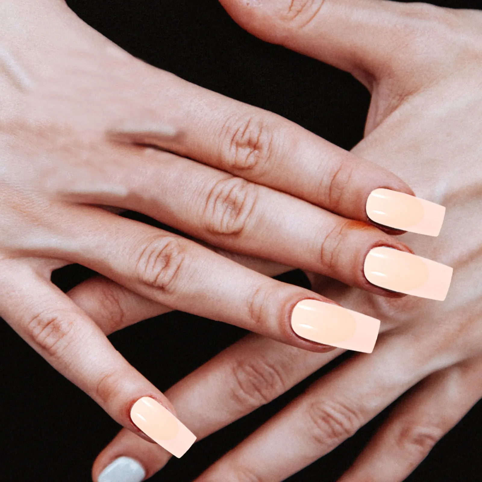 

24Pcs French Press on Nails Classic Fake Nails ABS Material Quick Application Full Cover Nail Tips for Women Salon Home Use