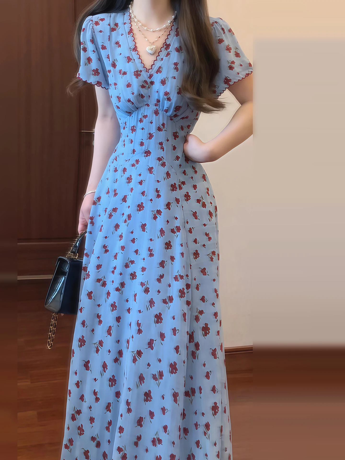 

Летнее женское платье с цветочным принтом, коротким рукавом, V-образным вырезом, приталенное, для пляжного отдыха, повседневное