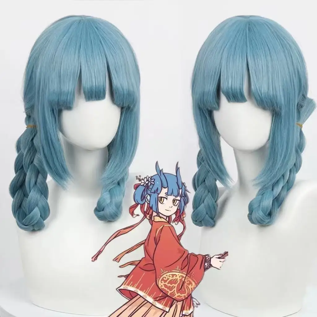 회색과 파란색의 이중 트위스트 머리띠에 깔끔한 앞머리가 달린, 애니메이션 같은, 비인간적인, 작은 용 소녀의 가발처럼 보이는 머리띠입니다.