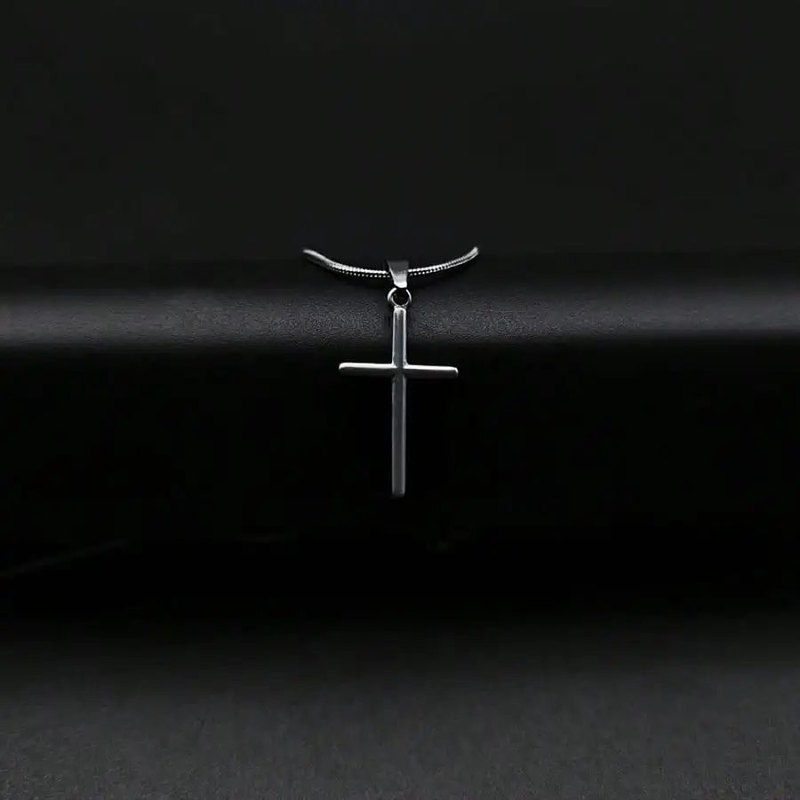 

Stainless Steel Cross Pendant Necklace For Men & Women | Minimalist Unisex Everyday Layering Necklace | Tarnish-Resistant