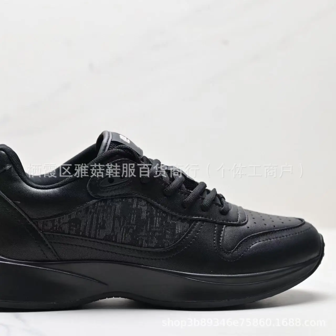 Fashionable Embroidered Low-Top Dad Shoes D-Home B25 Station Casual Thick-Heeled Sports Shoes for Men Retro Rubber Outsole