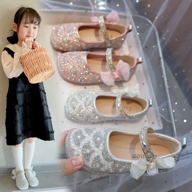 Zapatos de princesa de suela suave para niñas, zapatos pequeños con lazo de diamantes de cristal, novedad de primavera y otoño, 2024