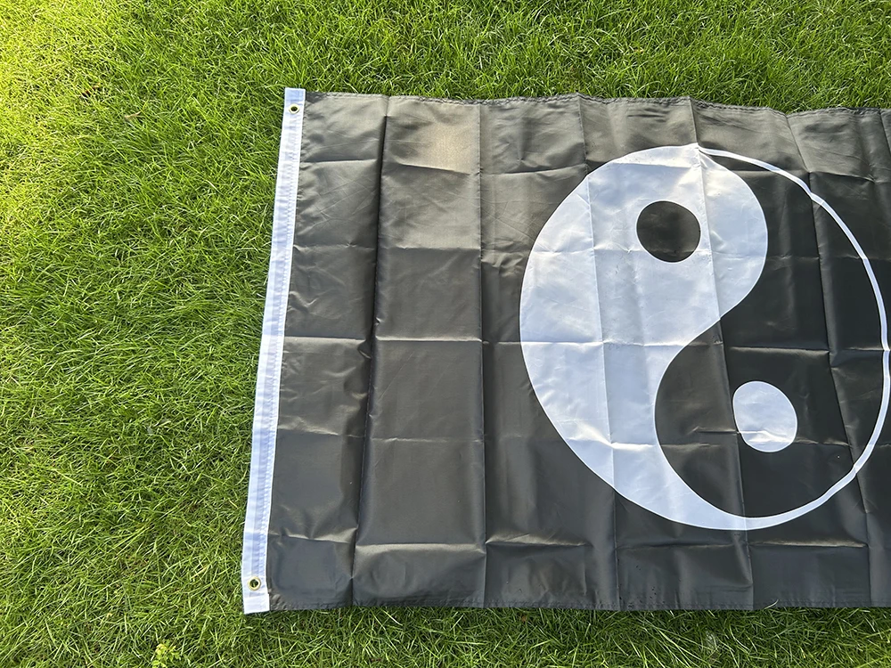 (SKY FLAG) Yin-Yang-Muster-Flagge, Tai-Chi-Flagge, Banner mit antiken philosophischen Motiven, 150 x 90 cm, Materialobjekt für Fotografie und Dekoration. – Detail 3
