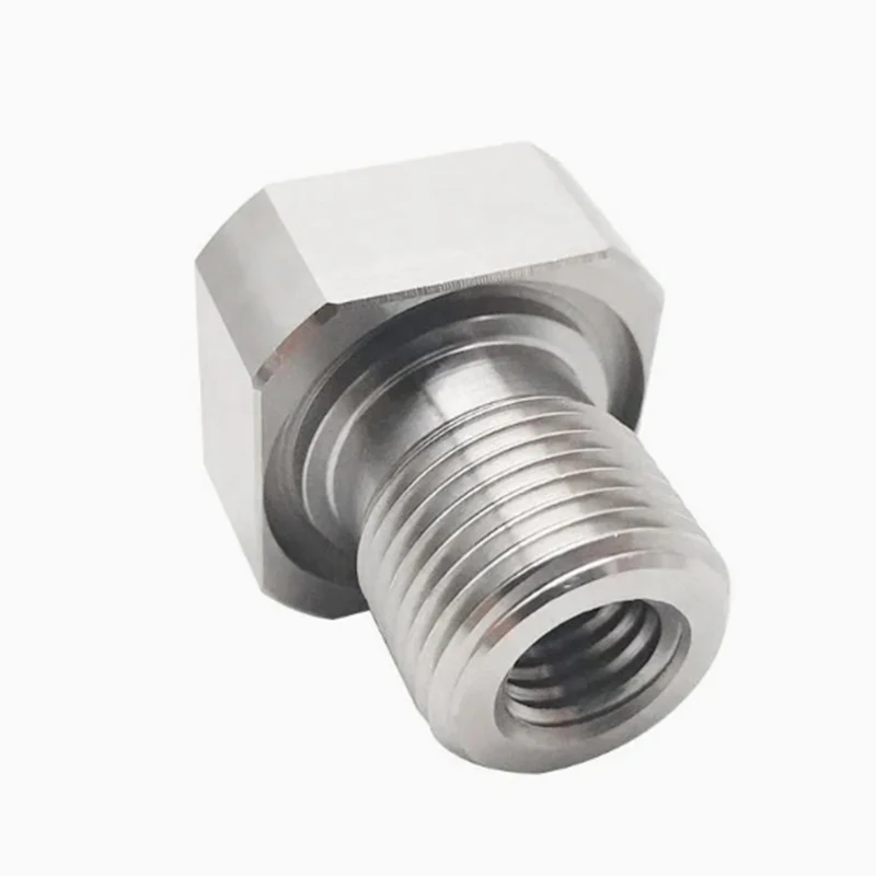 

Прецизионная обработка деталей с ЧПУ. Шестиугольные соединительные фитинги с внутренней резьбой.