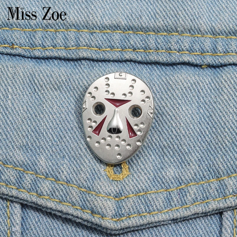 Killer Curved Baseball Mask Enamel Pins Custom Halloween Horror mask Brooches Lapel Badges Punk Gothic  Jewelry Gift for Friends