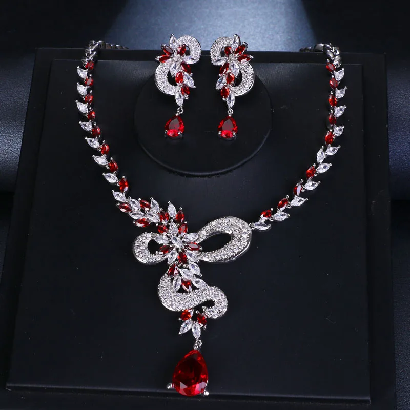 SUGO Classic Fashion Luxury Retro Red Cubic Zirconia Earrings Necklaces Sets for Charming Bride Wedding Jewelry Accessories