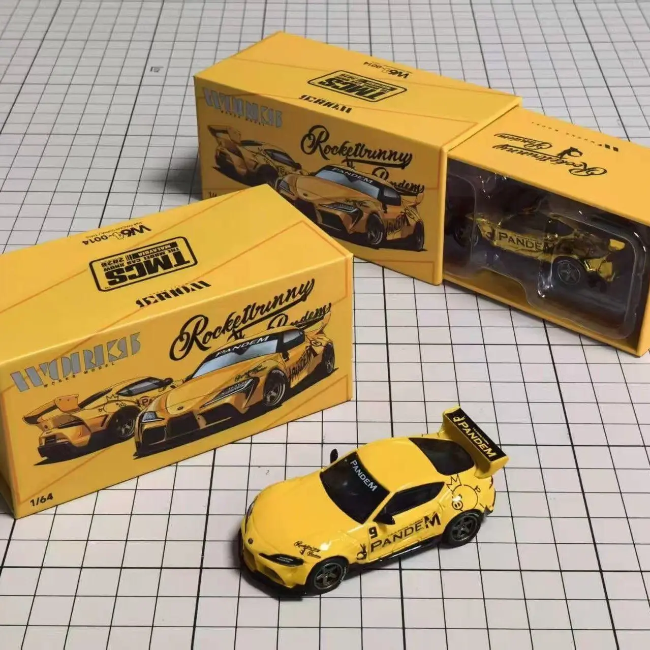 XCARTOYS 1/64 WORKS TMCS Limited Diecast Car Rocket Bunny GR86 ZEXEL Racing Mini Metal Vehicle Scale Collectible Hobby Decor Gif