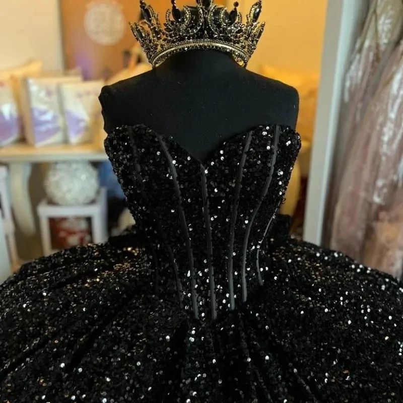 ANGELSBRIDEP-Vestido De quinceañera con cuentas De lentejuelas, traje De baile De graduación, cola De la capilla, escote Corazón, color negro, elegante, 15