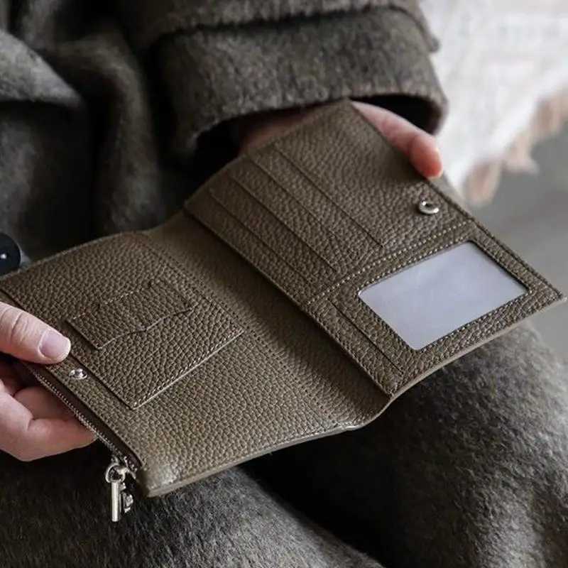 

Leather Passport Holder Portable Waterproof Multi-Card Business Travel Wallet Unisex For Zipper Cover For Documents Coins