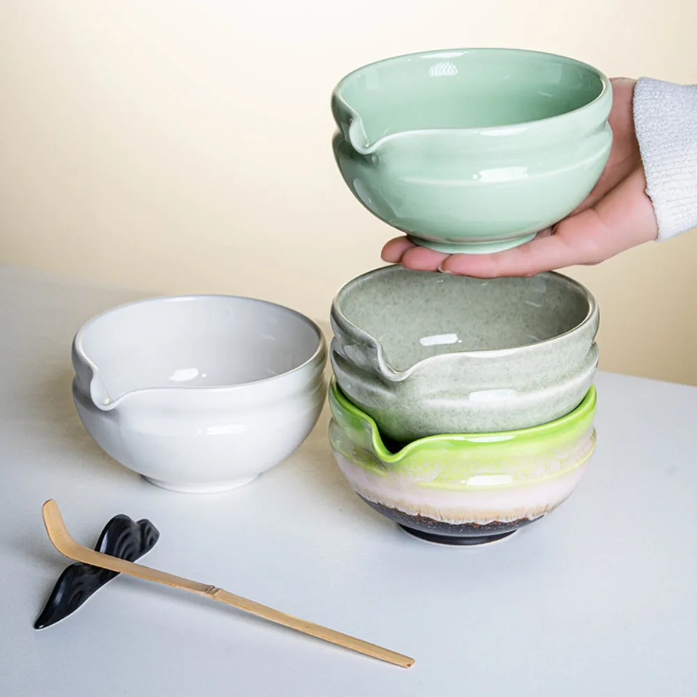 

New Ceramic Matcha Bowl with Pouring Spout Gradient Color Matcha Making Kit Reusable Japanese Tea Set Tea Lovers