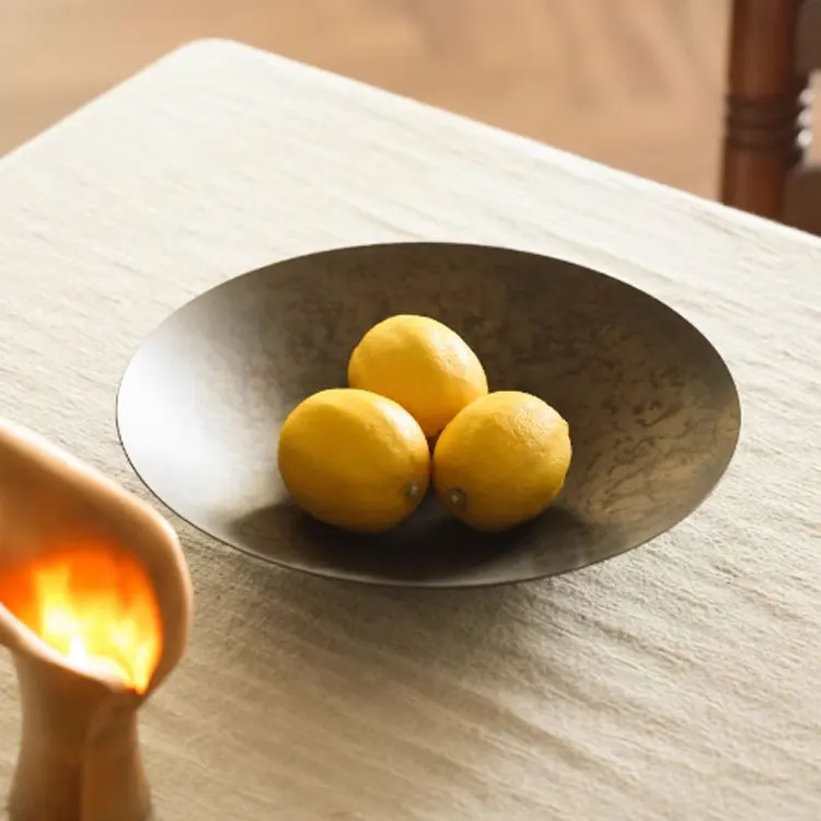 Wabi-sabi retro brass fruit plate, model house sales office, living room entrance dining table