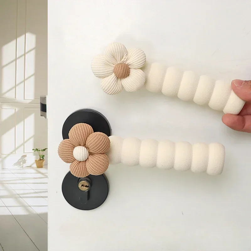 

Winter Anti-static Door Knob Covers Cute Cartoon Decoration Room Doorknob Protective Sheath Metal Warmer Handle EVA Cover