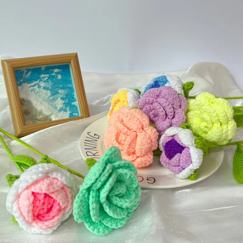 

Romantic Knitted Colorful Rose Bunch Diy Finished Flower Crafts Valentine'S Days Wedding Festival Party Diy Hand Crochet Decor
