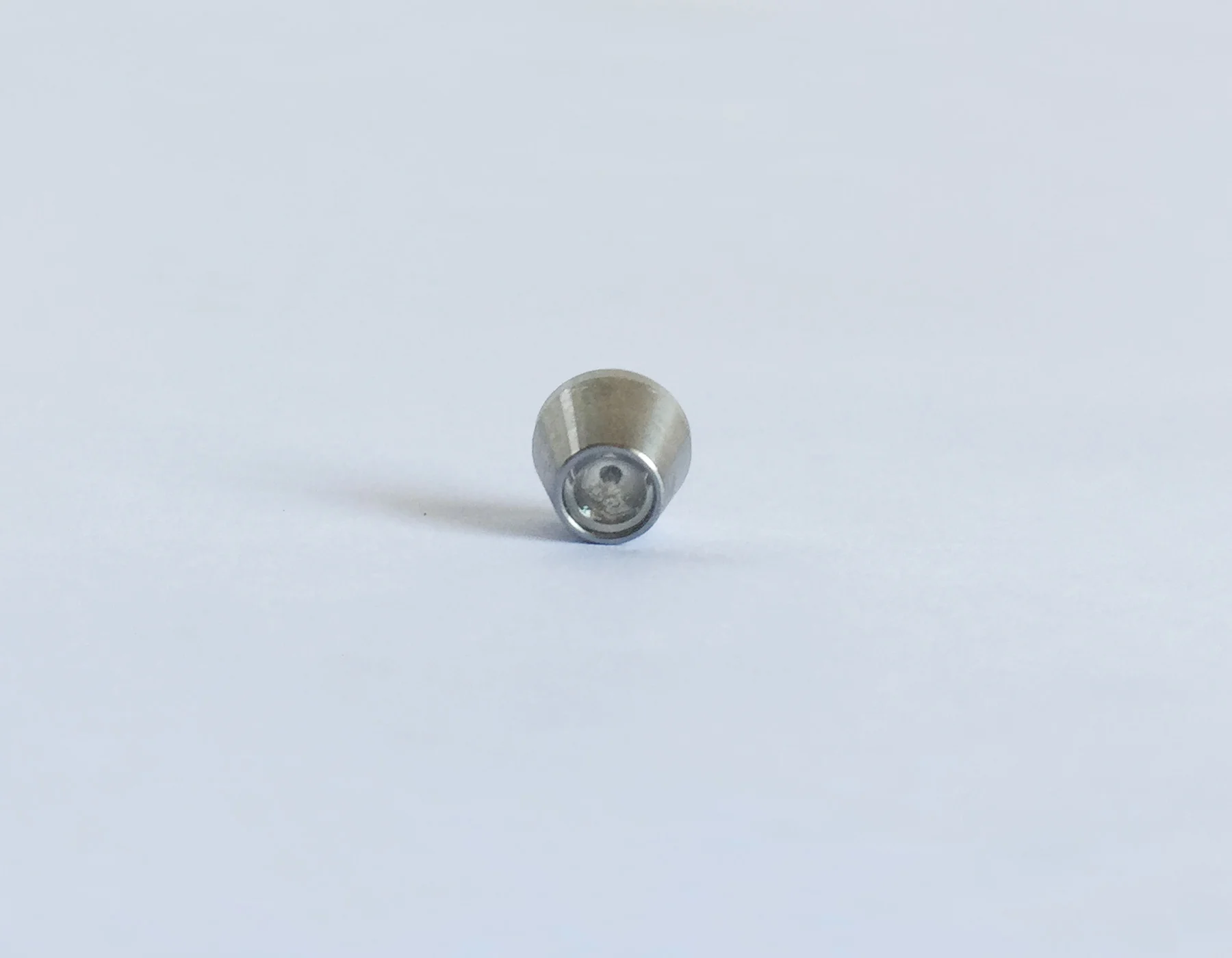 

Ø0.155mm edm Wire Guide (Sapphire) S104 0200120, Upper Dies B 0.155mm 0205670 for AQ,A,EPOC series wire-cut edm machi