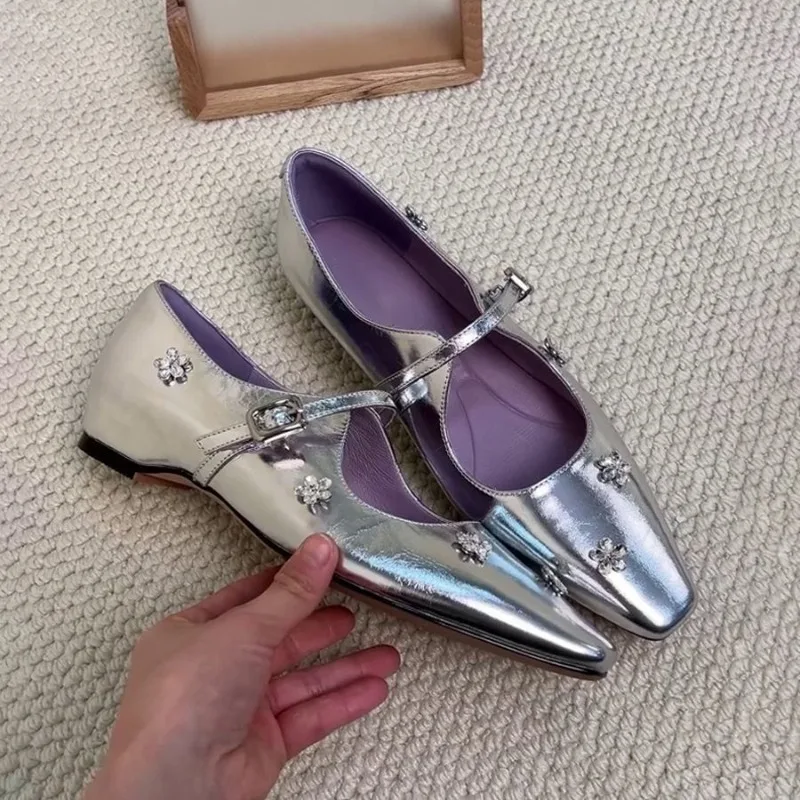 

2025 New French Small Square Head Water Diamond Flower Mary Jane Shoes for Women, Shallow Mouth Height Boosting Single Shoes
