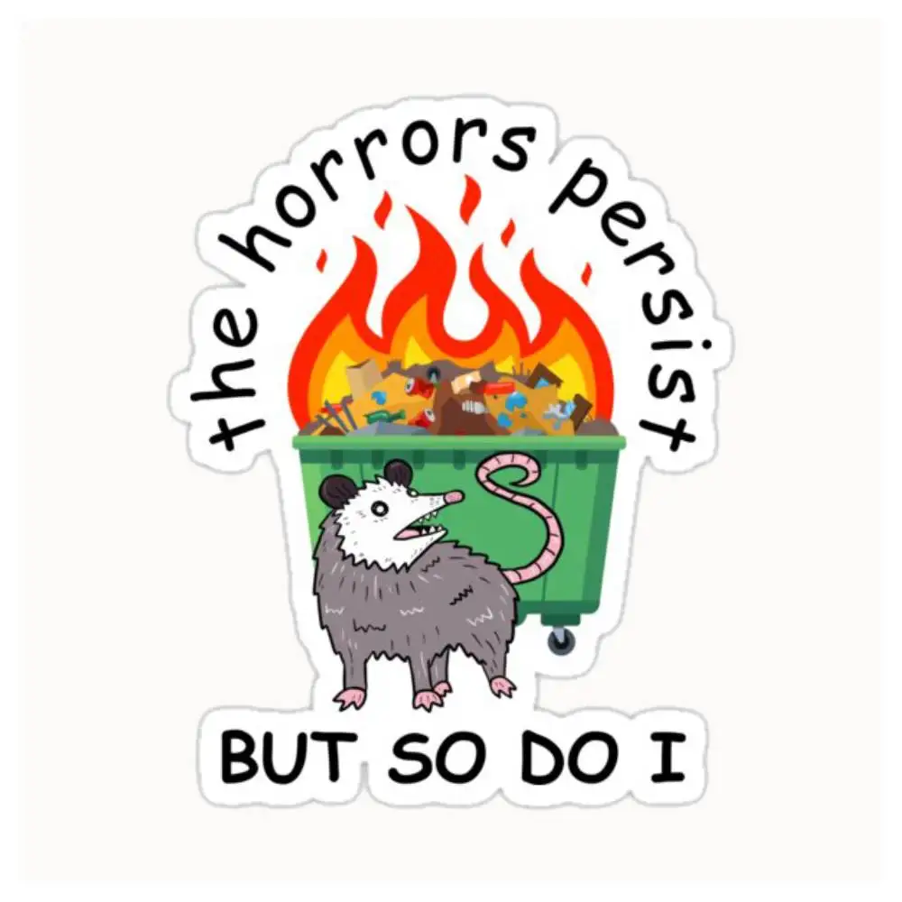 Autocollants imperméables avec motif d'opossum persistant devant un bac à déchets en flamme, pour décorer les fenêtres de voiture, les motos et les ordinateurs.