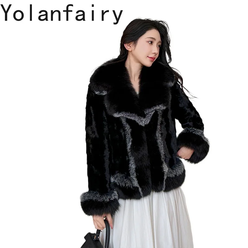 معطف فرو أسود حقيقي من YOLANFAIRY سترات من المينك للنساء لشتاء 2025 معطف فرو كوري قصير دافئ للسيدات بياقة من فرو الثعلب Abrigos Mujer