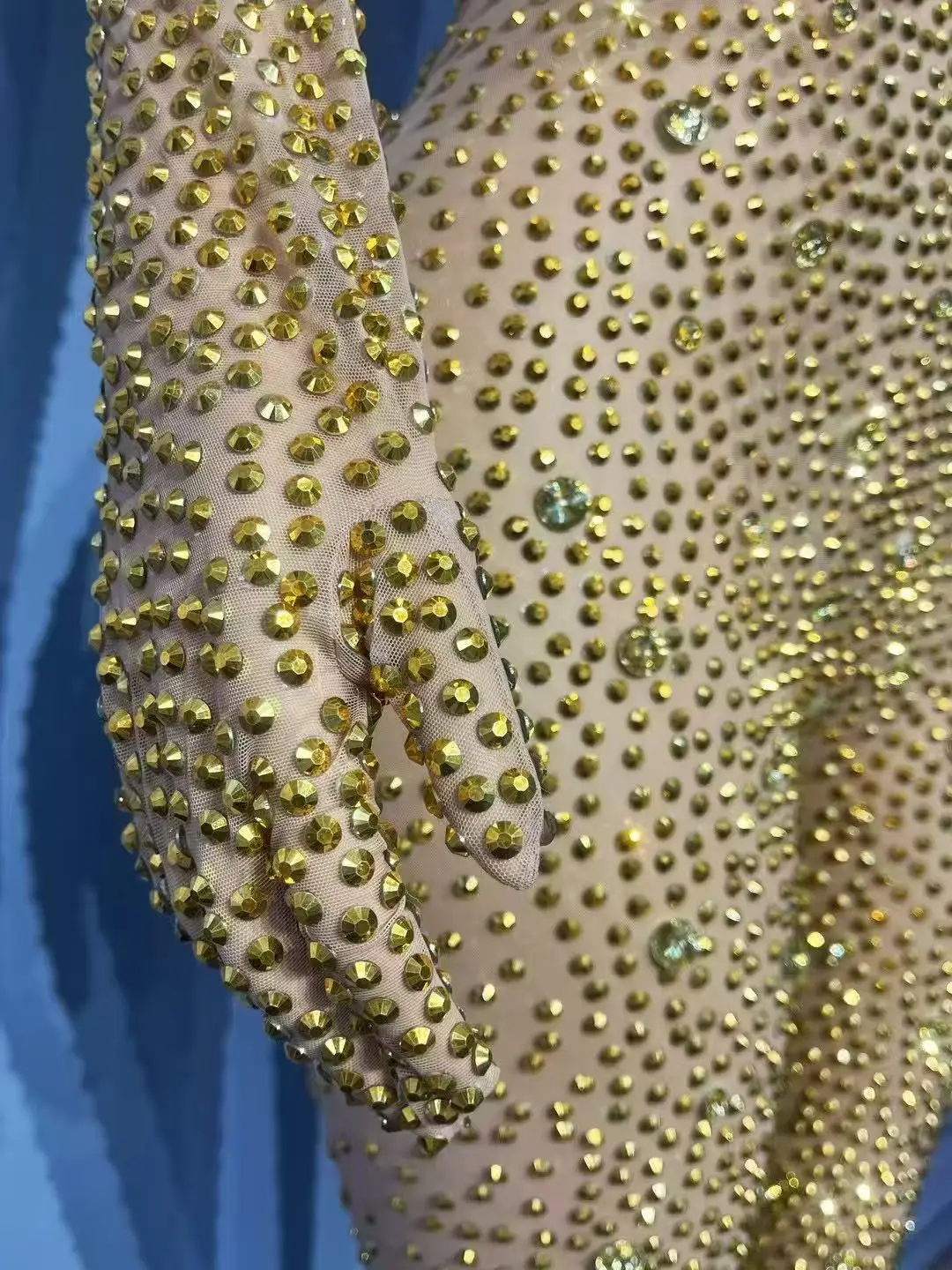 Body de luxe doré scintillant avec strass, fait à la main, spectacle de fête d'anniversaire, tenue de mode, chanteur, danseuse, vêtements de scène