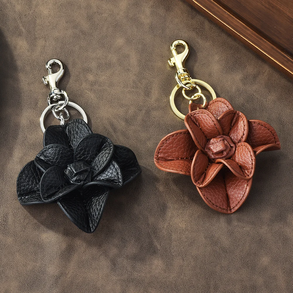 

Fashionable Camellia car pendant, 2025 leather flower keychain bag, backpack accessories