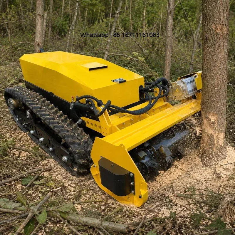 Fast Cutting Smooth Cutting Mini Crawler Automatic Lawn Mower All Terrain Cutting Land Reclamation Mower with Remote Control