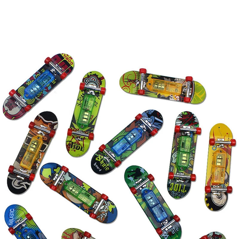 5Pcs Children's Light-emitting Toys Novelty Funny With Lights Finger Skateboard Desktop Toys Creative Mini Finger Skateboards