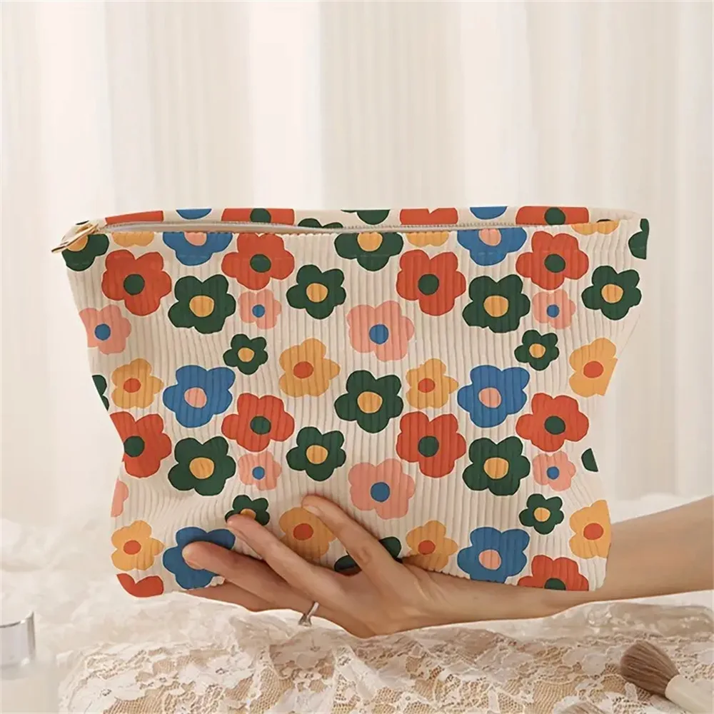 Flower Printed Corduroy Cosmetic Bag Zipper Makeup Pouch with Lining Lightweight Multifunctional Storage Bag for Women Clutch