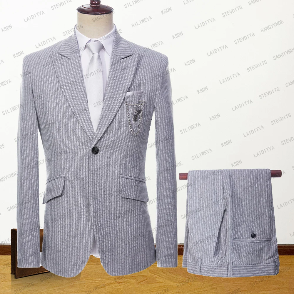 

2023 Fashion New Men's Summer Casual Linen Suits Grey White Vertical Stripe Business Dress Wedding Groom 2 Pcs Set Jacket Pants