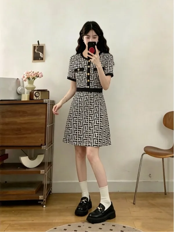 

plus Size Knitted Dress Geometric Pattern Summer Fashion Slimming Skirt Breathable Comfortable A-Line Midi Dress for Women