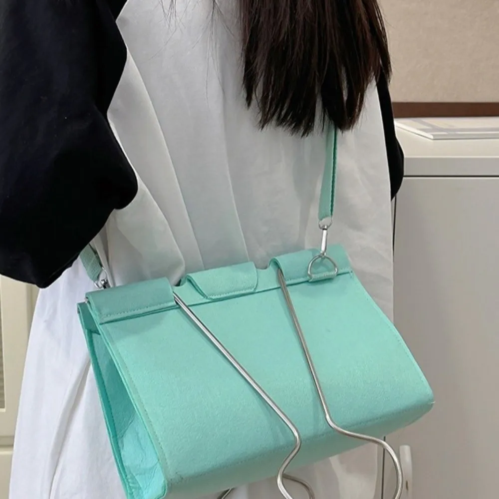 

Large-Capacity Felt Binder Clip Crossbody Bag Quirky Fun Shape Long Tail Clip Handbag Unique Solid Color Funny Shoulder Bag