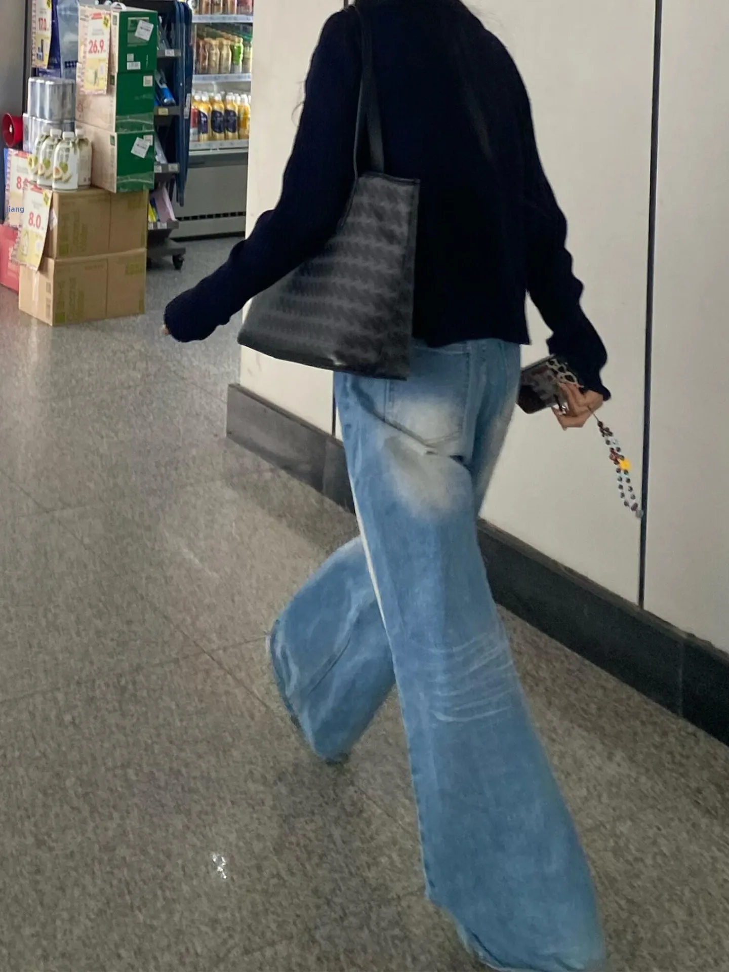 plus Size High Waist Distred Denim Pants Women's Loose Fit Casual Trousers Wide Leg Jeans Slimming Effect Winter New