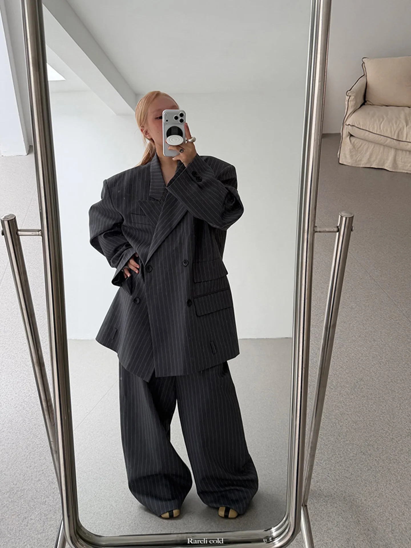 

Rorio Rarelicold ey Suit Set with White Stripes Neutral Sle Women's Faion Polyester Fiber Long Sve Double Breasted