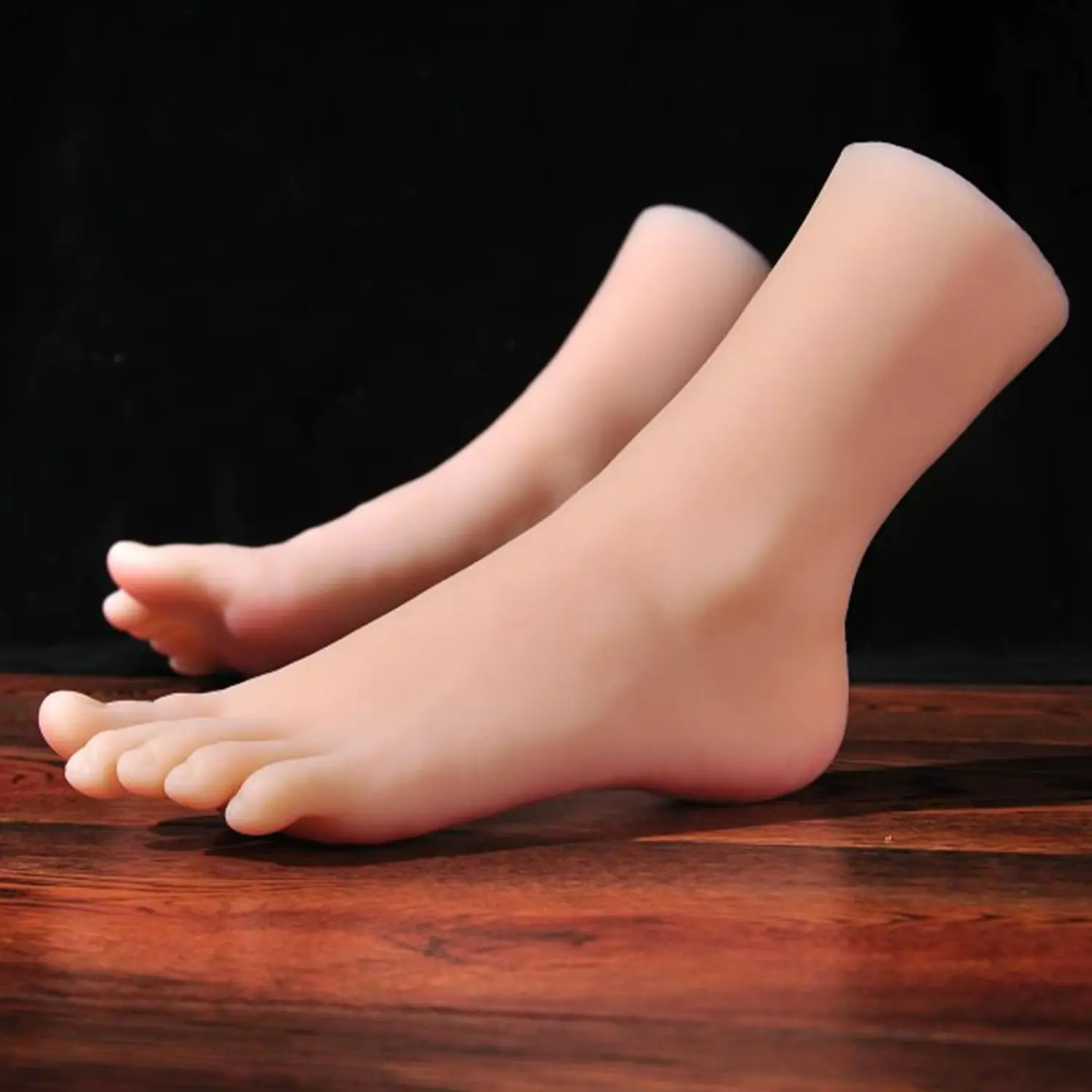 リアルな女性の足模型 プラスチックシリコン製マネキン足 フェティッシュ 医療マッサージ練習用 偽爪アートディスプレイ用小道具 TPE 3716