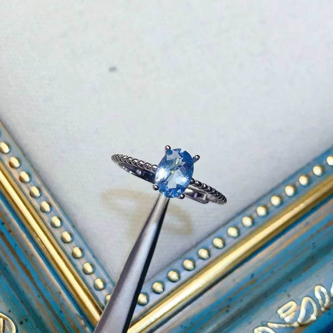 

Дизайнерское кольцо с блестящим натуральным топазом, высокое качество, стерлинговое серебро S925, необходимая элегантная ювелирная деталь для женщин