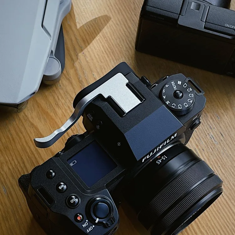 الألومنيوم غطاء الحذاء الساخن الإبهام حتى قبضة ل فوجي فوجي فيلم X-H2s X-H2 قبضة اليد الكاميرا مع الجلود ملصقا
