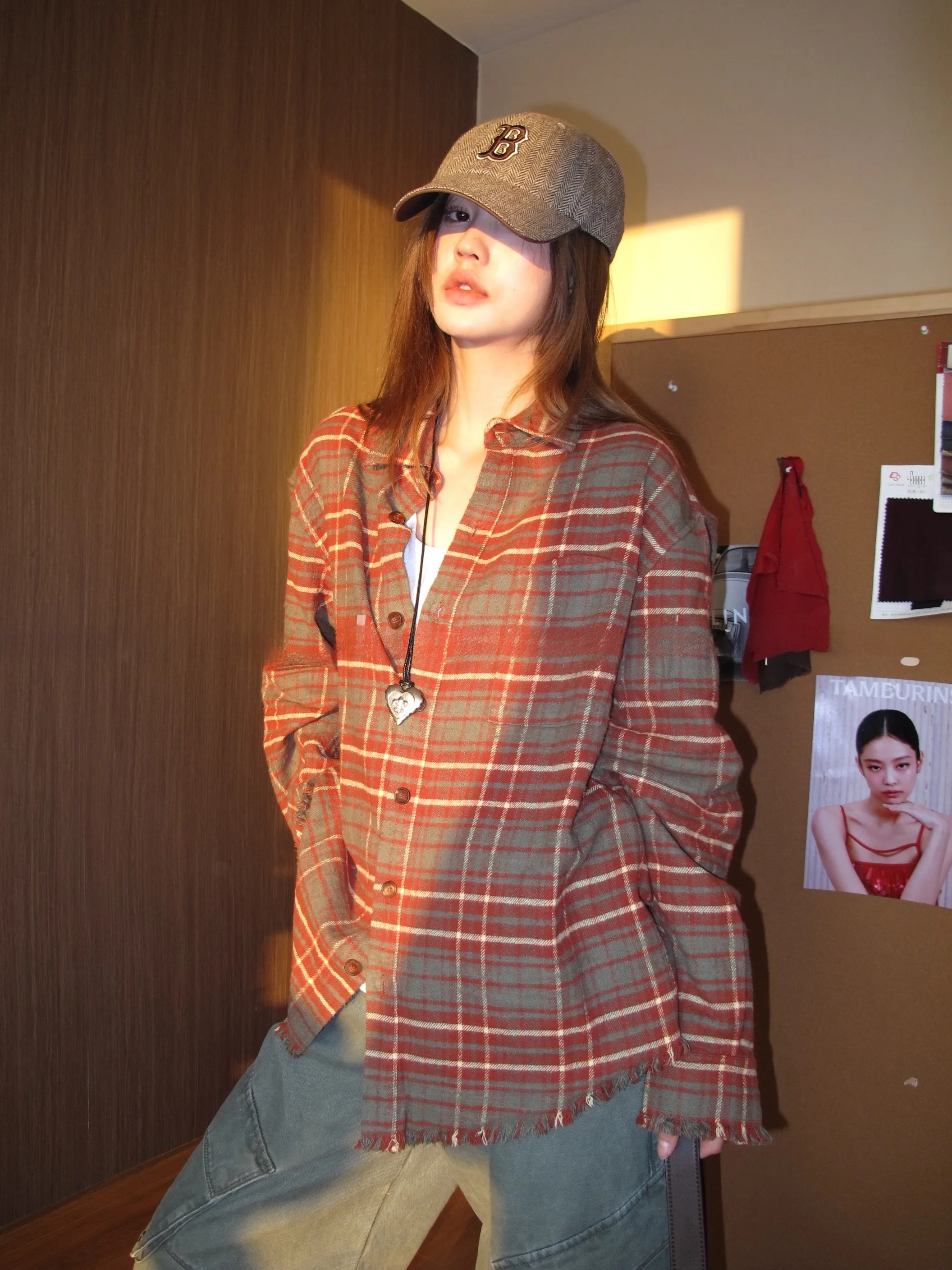 

Retro Waed Long Sve Plaid irt with Frayed s Women's Loose Fit Cotton Cheered irt Casual Vintage Sle