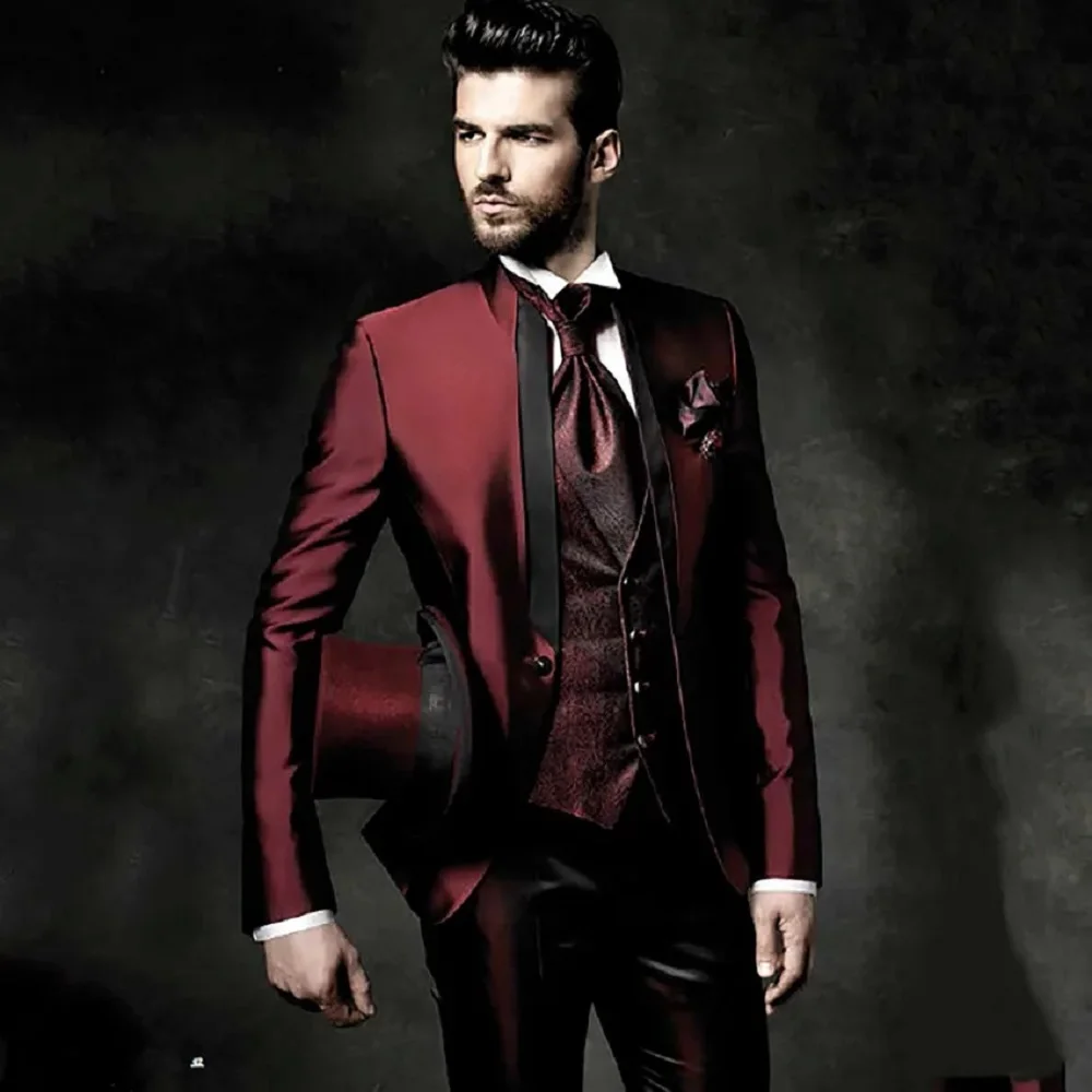 

Burgundy Mens suits Handsome Wedding Suits For Men Tailor Made Groom Tuxedo Vintage Italian Formal 3 Pieces Suits