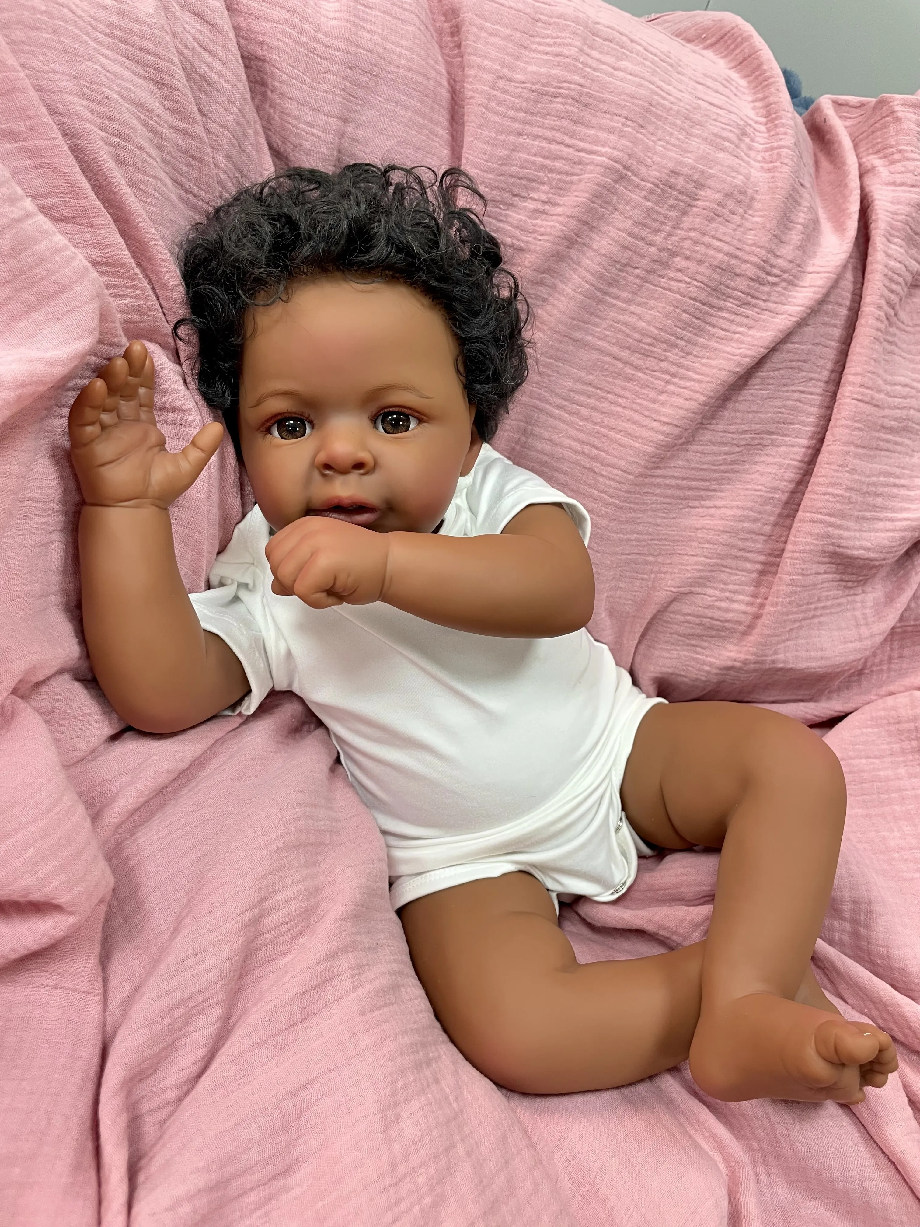 Cokela 60CM High Quality Reborn Toddler In Dark Skin African American Baby Doll Rooted Long Curly hair Handmade doll