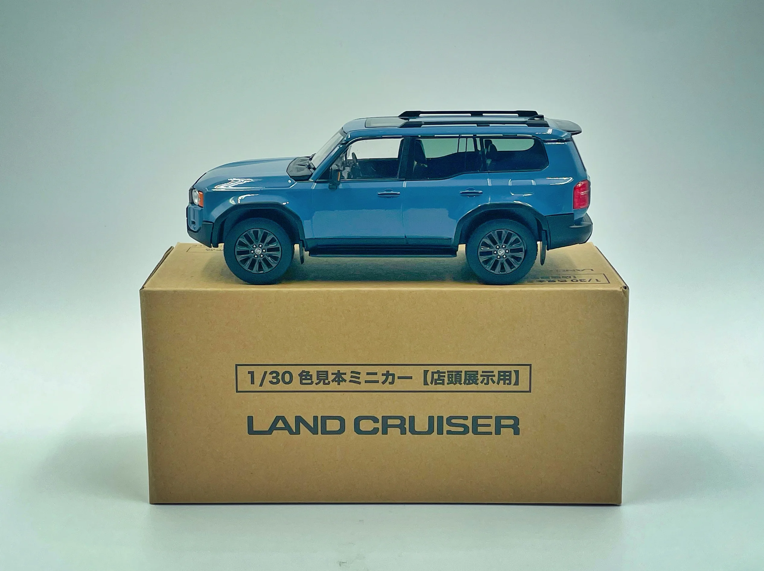 OEM 1:30 PRADO Land Cruiser SUV 2024 Simulation Limited Edition Legierung Metall statisches Automodell Spielzeug Geschenk