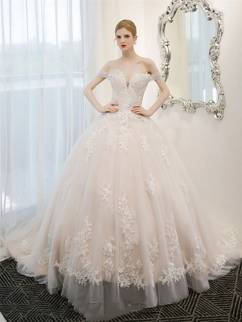 Plus Size Een Lijn Trouwjurk 2022 Off Shoulder Lange Tulle Bruid Gown Ivoor En Champagne Voering Land Robe De mariage