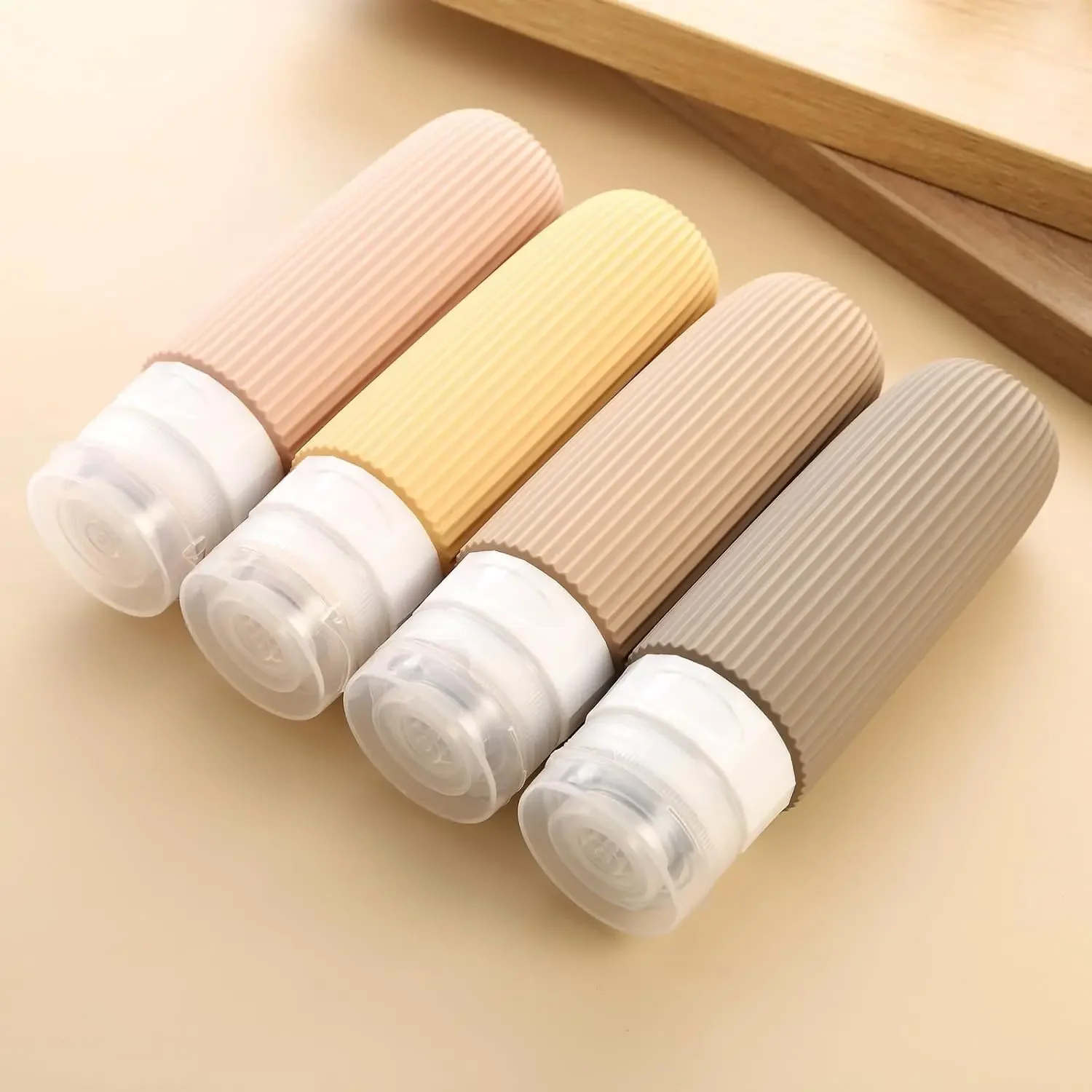 Garrafas de viagem de silicone espremíveis à prova de vazamento de 4 pces para produtos de higiene pessoal, garrafas de viagem portáteis aprovadas de 3oz