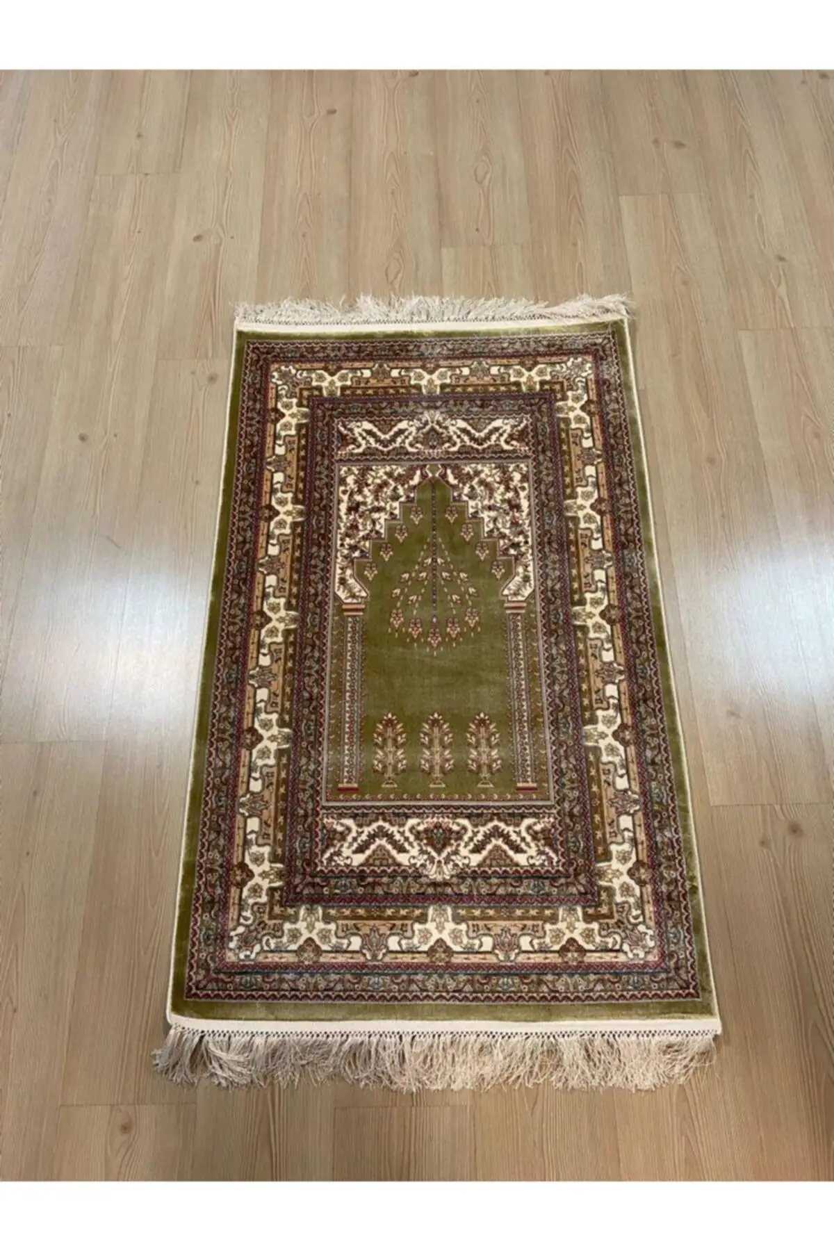 

DOLBOVI Unisex green silk shiny custom countertop prayer Rug Meditation Rug